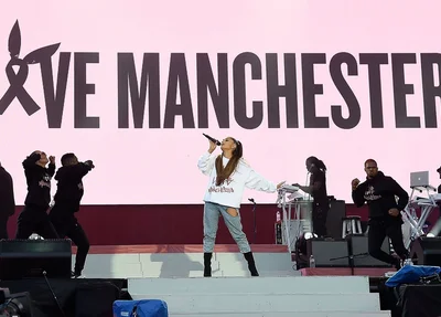 Evento reúne artistas em homenagem as vítimas do atentado de Manchester