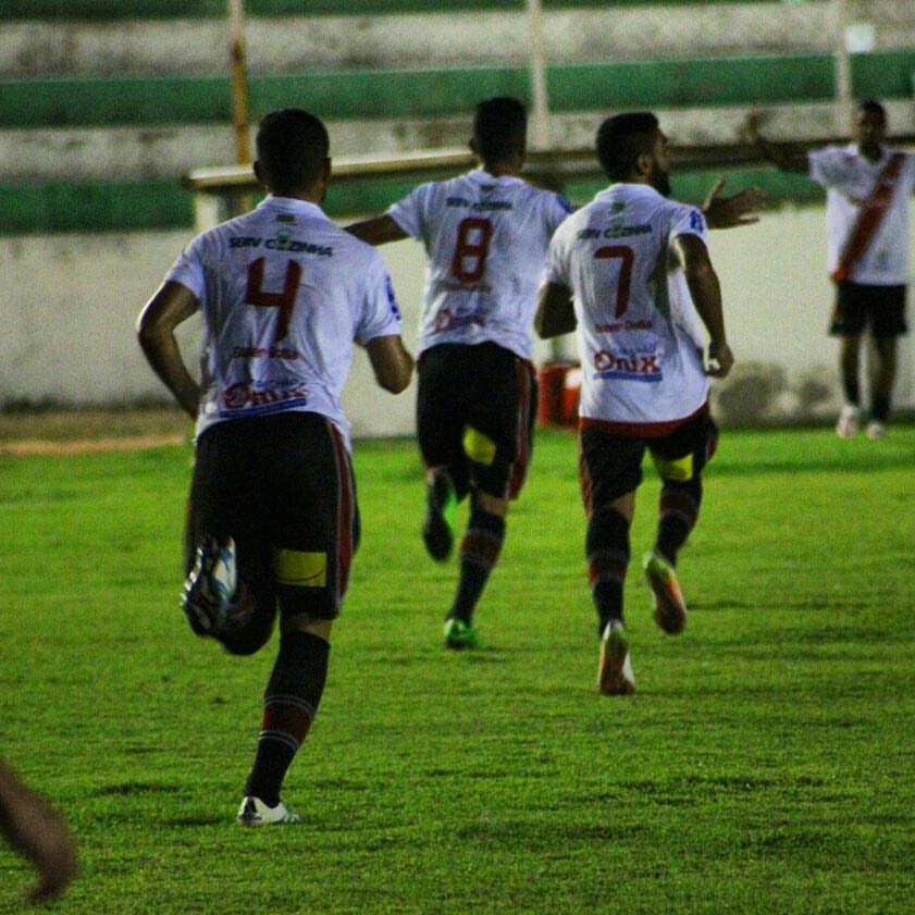 River vence sua primeira partida