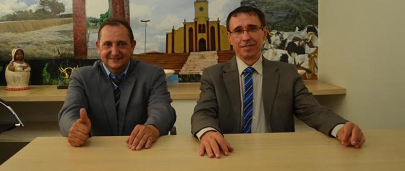 Vice-prefeito Zé Luiz do Frango e prefeito João Messias