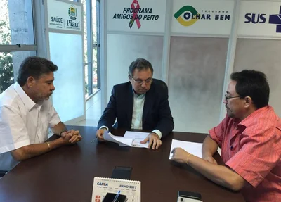 João Madison e Walter Alencar em audiência na Sesapi