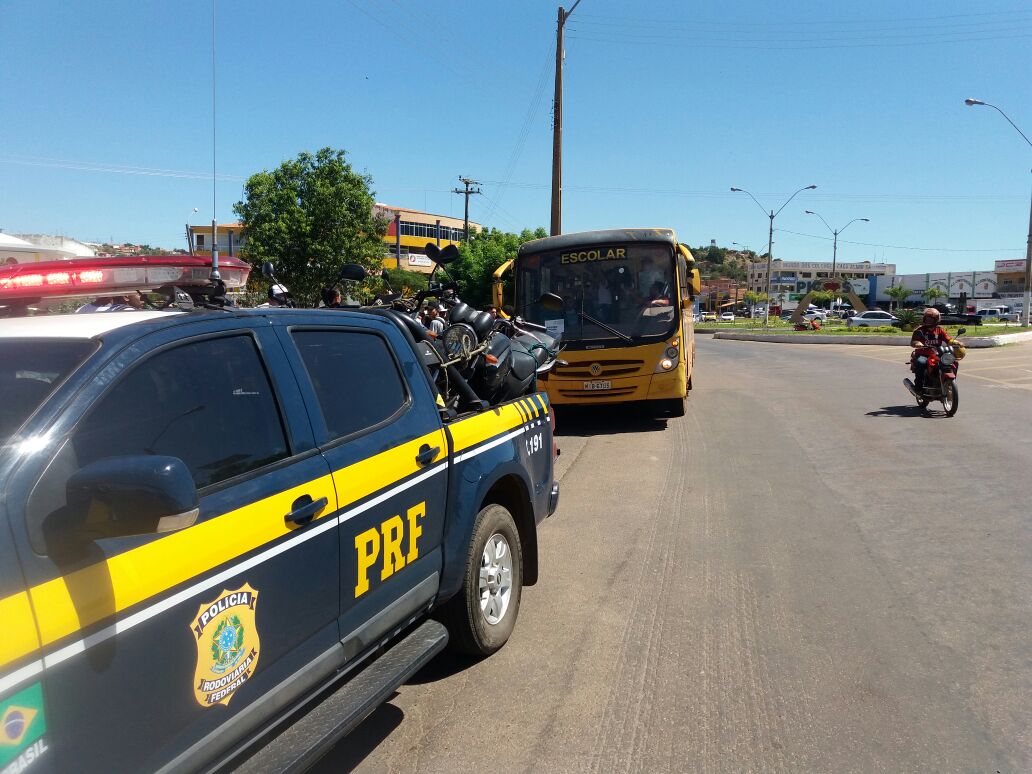 Ônibus apreendido