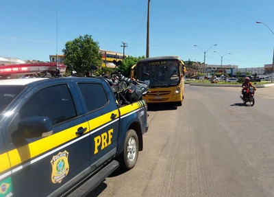 Ônibus apreendido