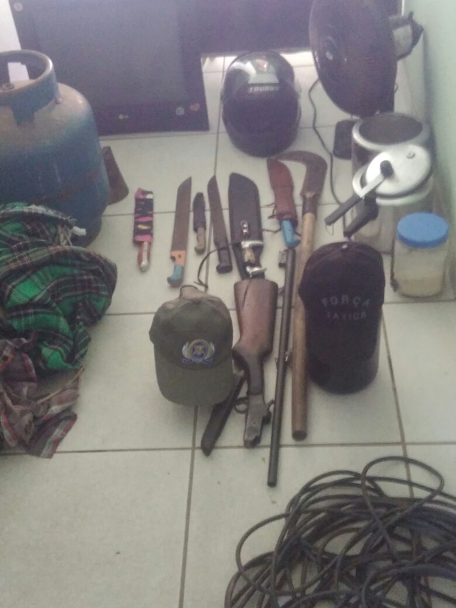 Objetos recuperados pela polícia