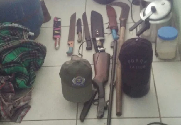 Objetos recuperados pela polícia