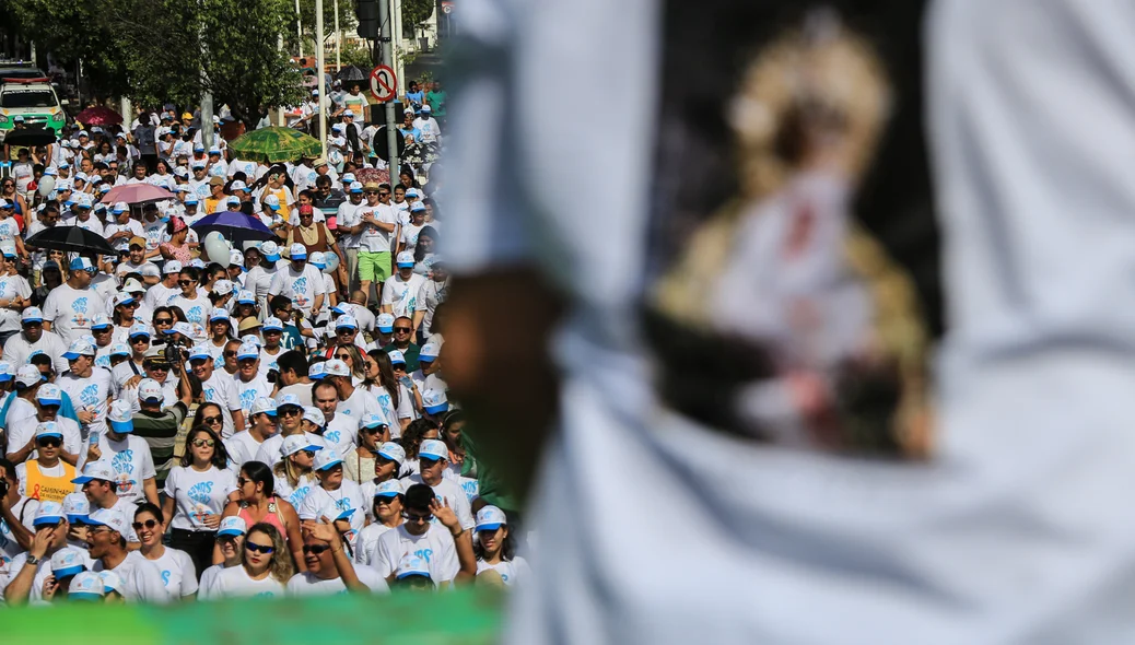 Fiéis na Caminhada da Fraternidade