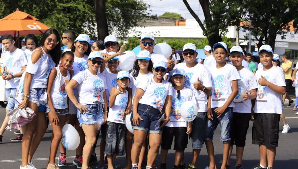 Fiéis na Caminhada da Fraternidade