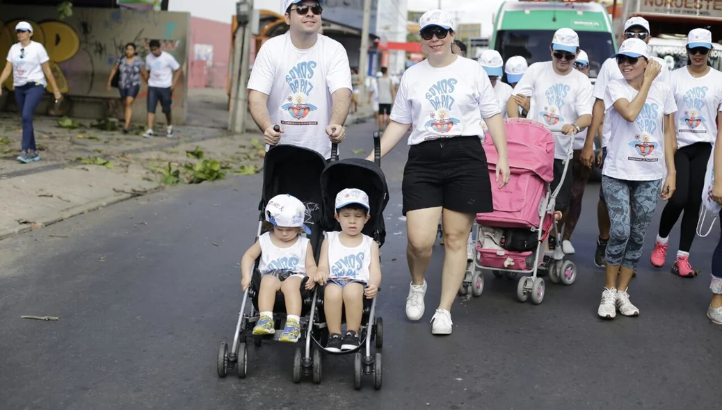 Fiéis na Caminhada da Fraternidade