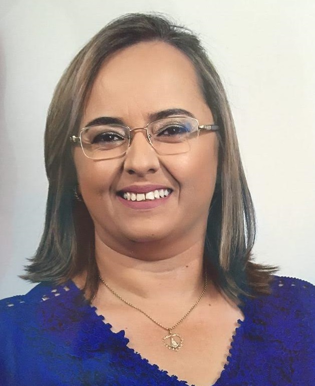 Claudeir Feitosa de Carvalho, vice-prefeita de Simões
