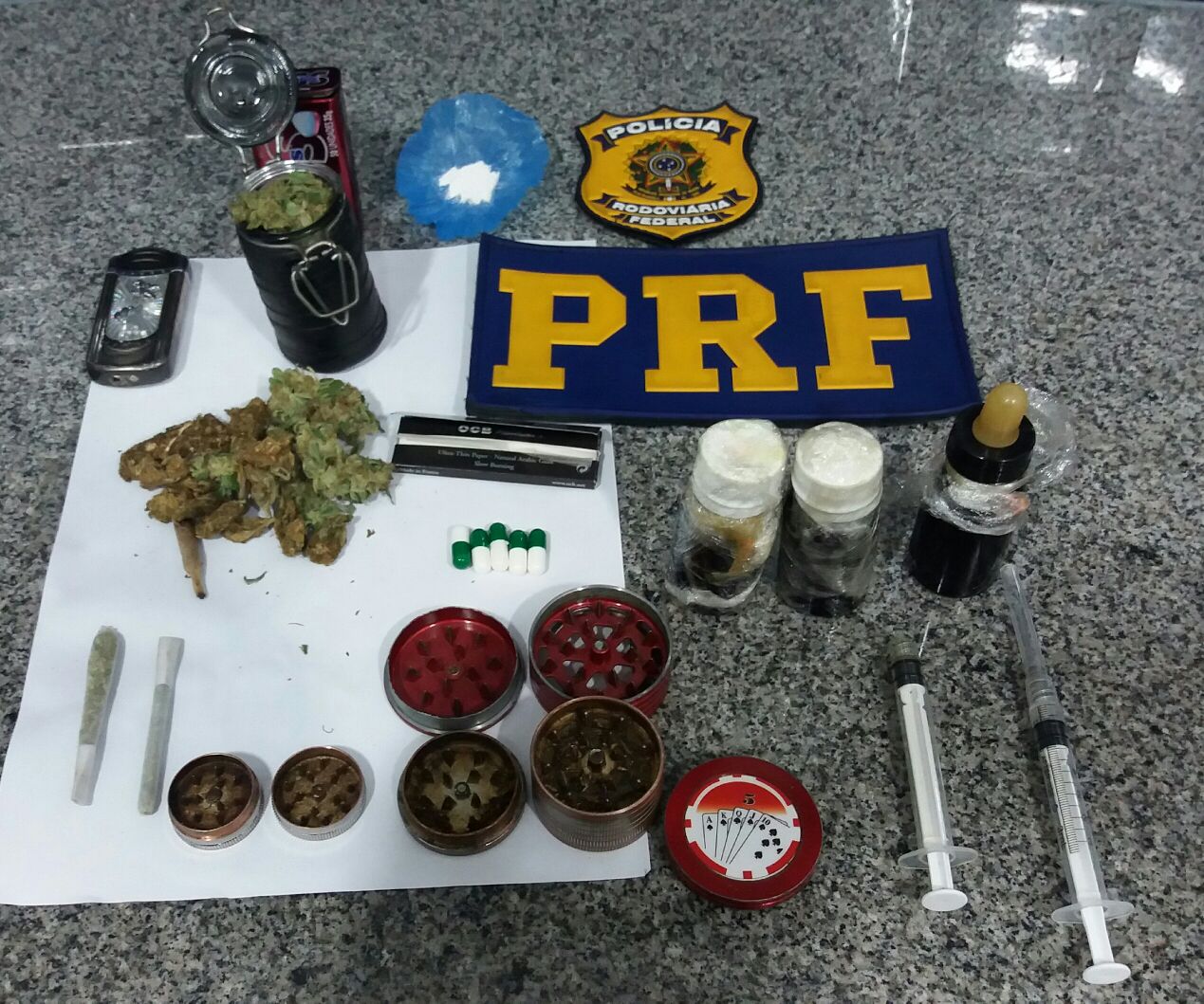 Material apreendido pela polícia