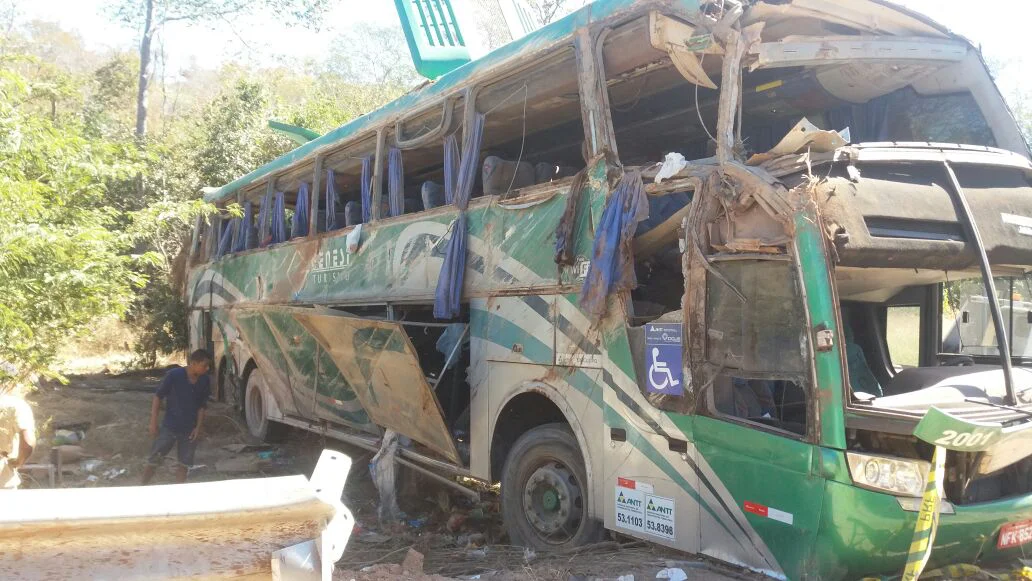 Ônibus da empresa Gênesis