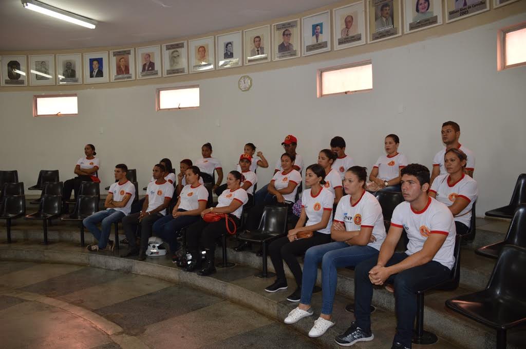 Alunos do curso de Bombeiro Civil