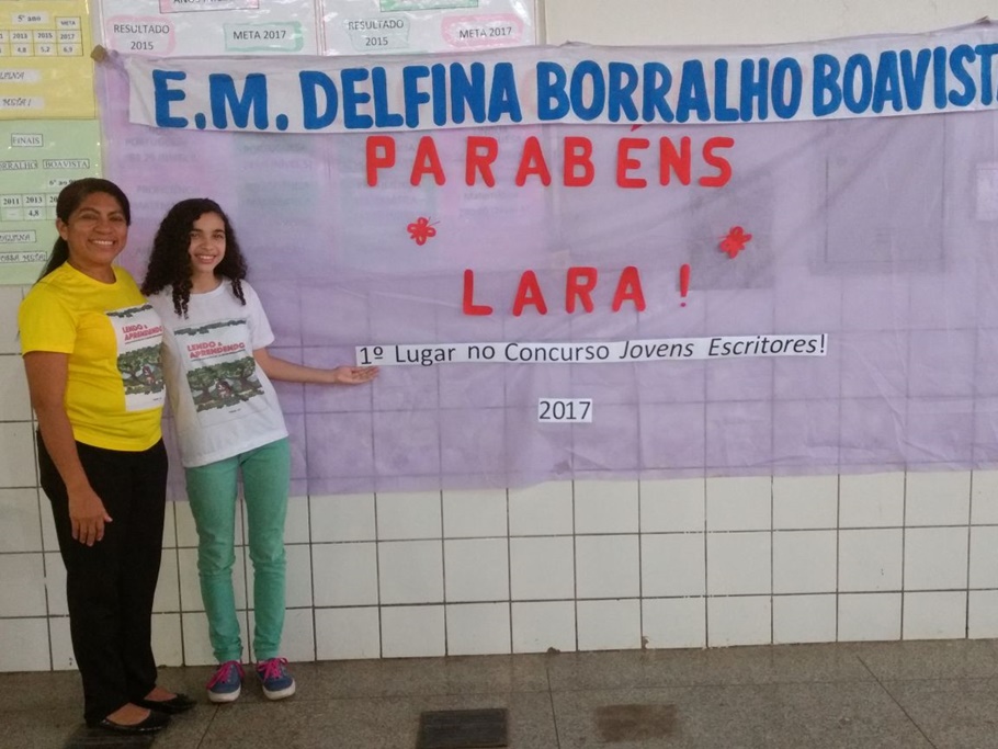 Aluna da Escola Municipal Delfina Borralho ganha 1º lugar no concurso Jovens Escritores