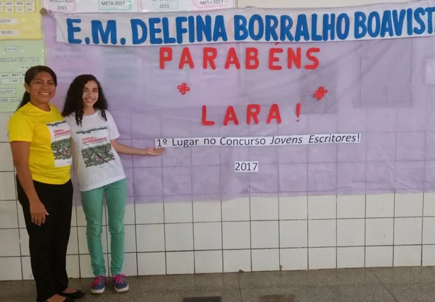 Aluna da Escola Municipal Delfina Borralho ganha 1º lugar no concurso Jovens Escritores