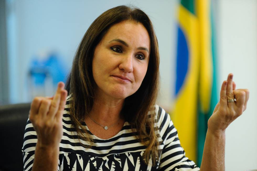 Flávia Piosevan