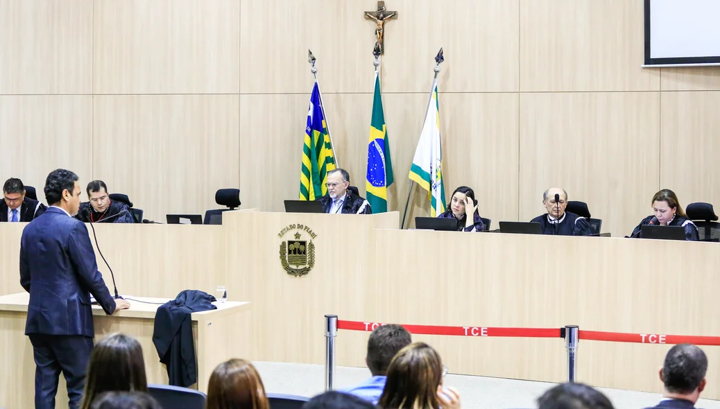 Gil Carlos durante seu pronunciamento