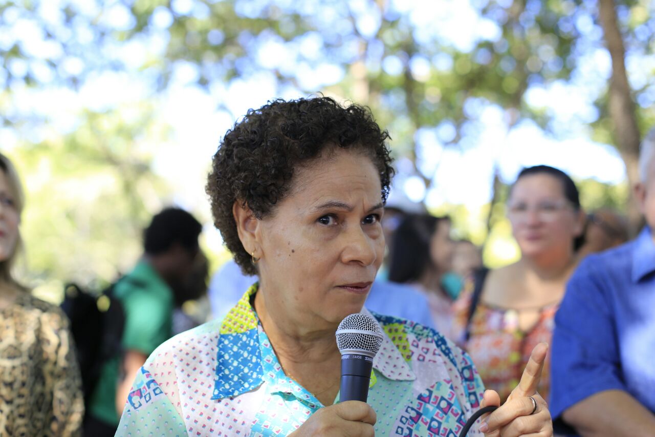 Senadora Regina Sousa