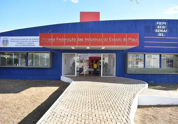 Sesi em Corrente