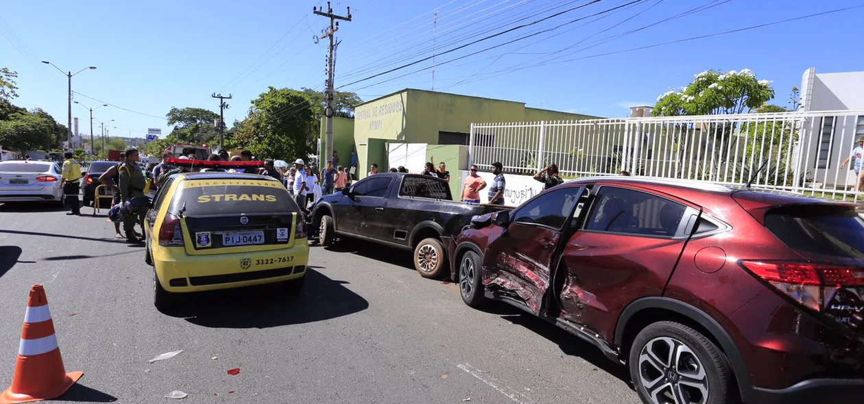 Strans foi acionada para controlar o trânsito
