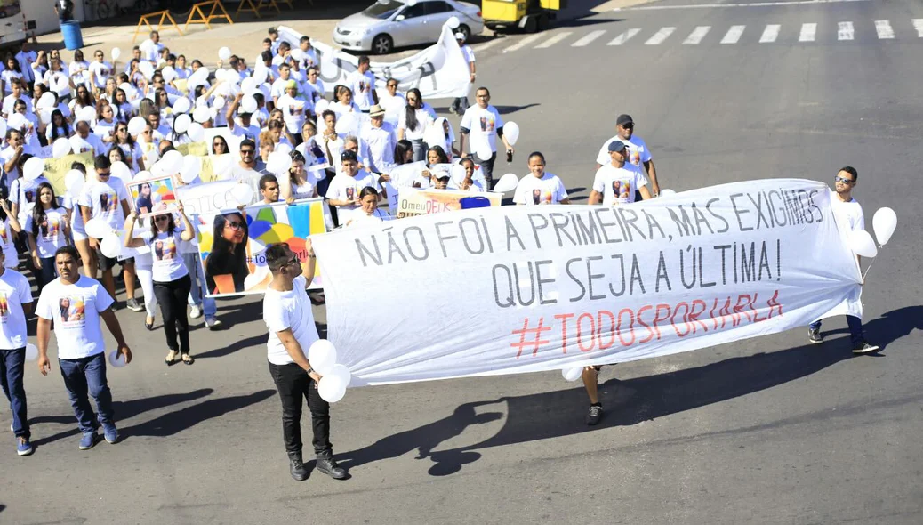 Caminhada partiu da Avenida Miguel Rosa