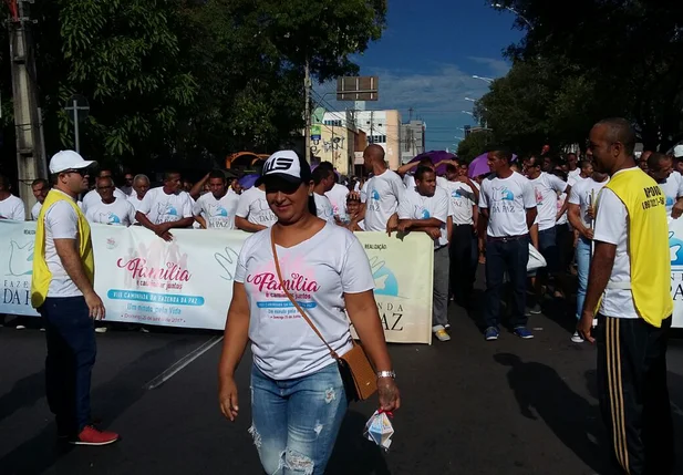 8ª Caminhada da Fazenda da Paz aconteceu neste domingo (25) na Avenida Frei Serafim.