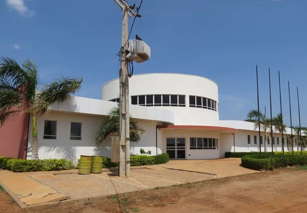 Centro de Assistência Médica de Picos, conhecido como Policlínica