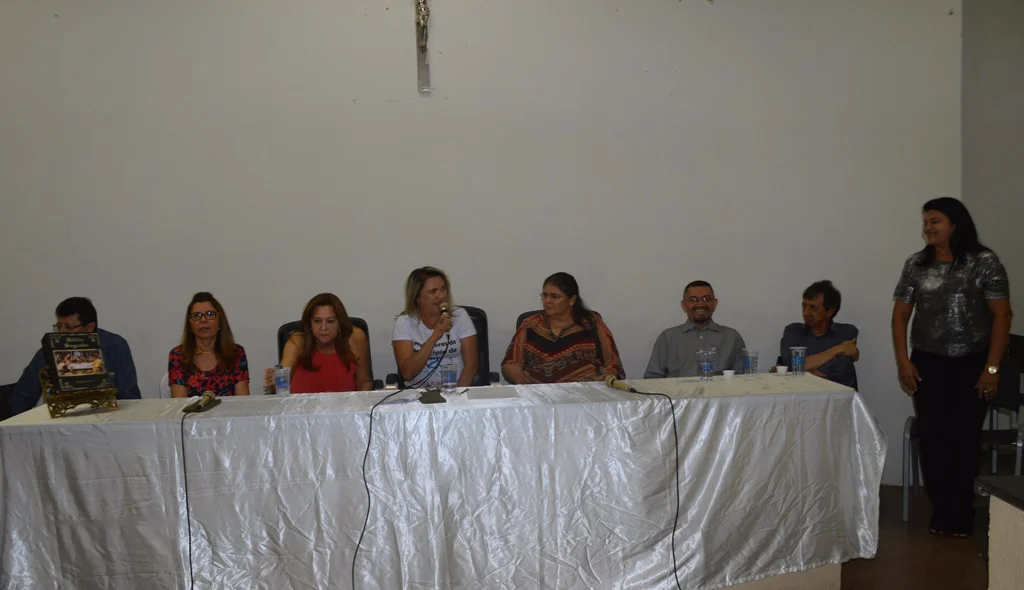 Mesa de autoridades