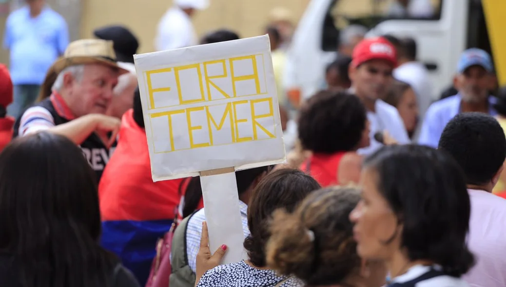 Manifestantes pedem a saída de Michel Temer