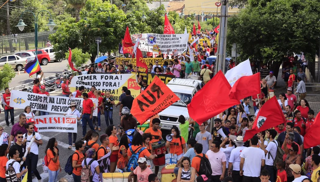 Vários movimentos participaram da manifestação