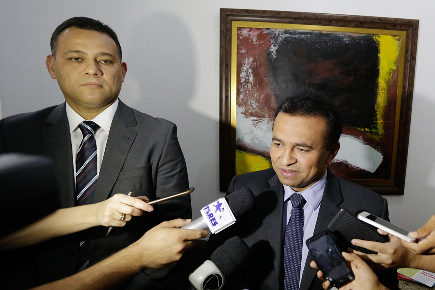 Delegado Riedel Batista e Secretario de segurança Fábio Abreu 