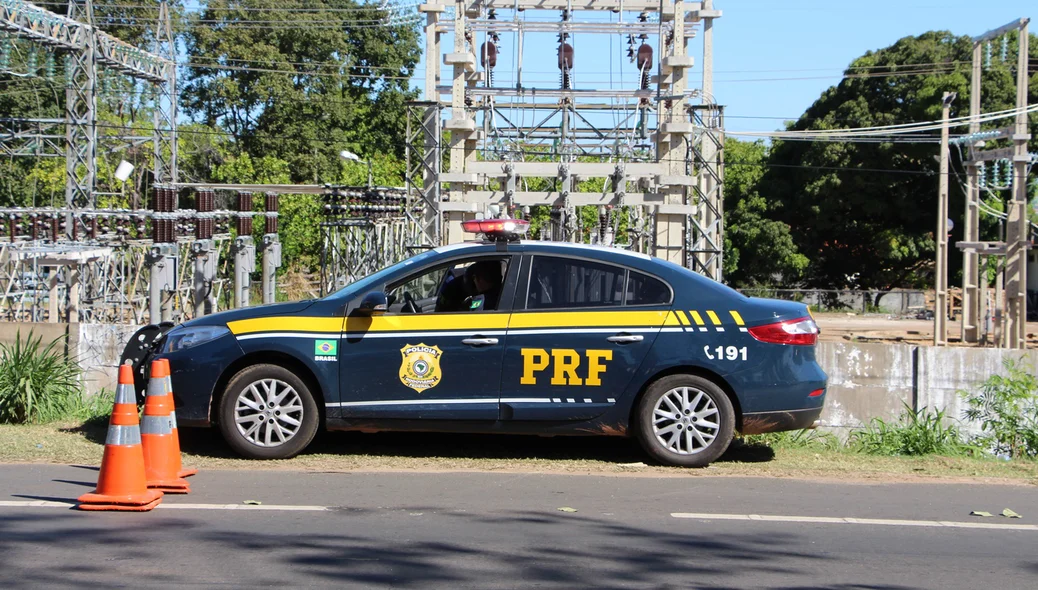 Agentes da PRF contornaram a situação no local