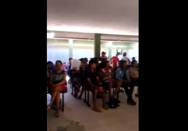 Morador grava caos na saúde de Picos para marcação de consultas e exames