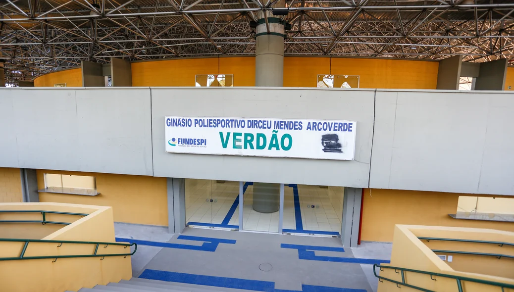 Ginásio poliesportivo