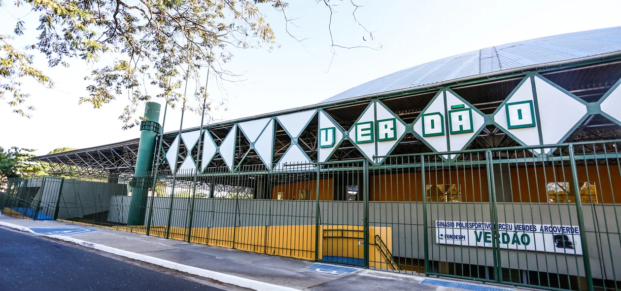 Nova fachada do ginásio verdão 