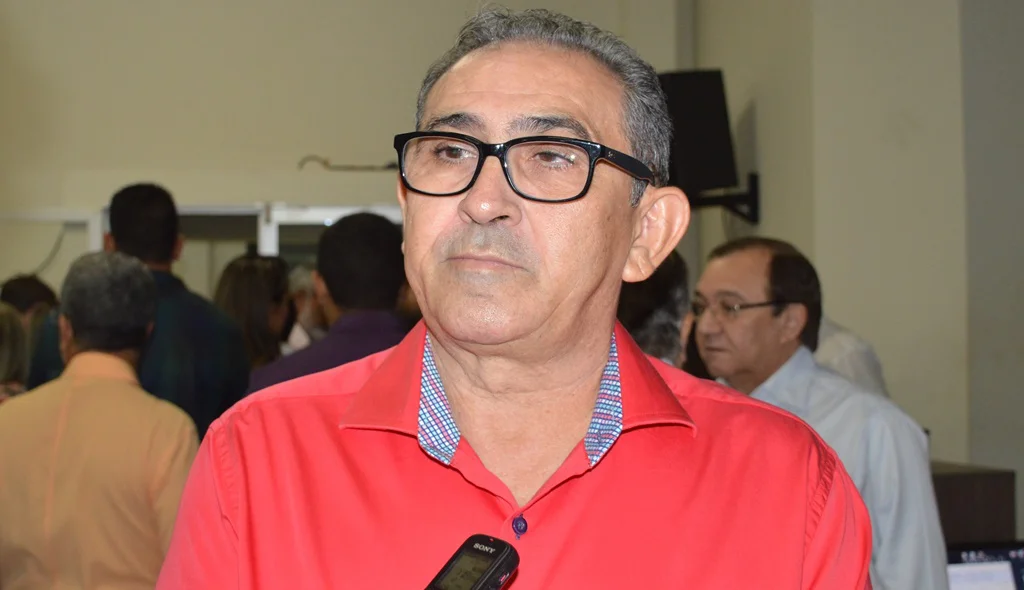 Presidente da Associação Comercial comenta efeitos da crise