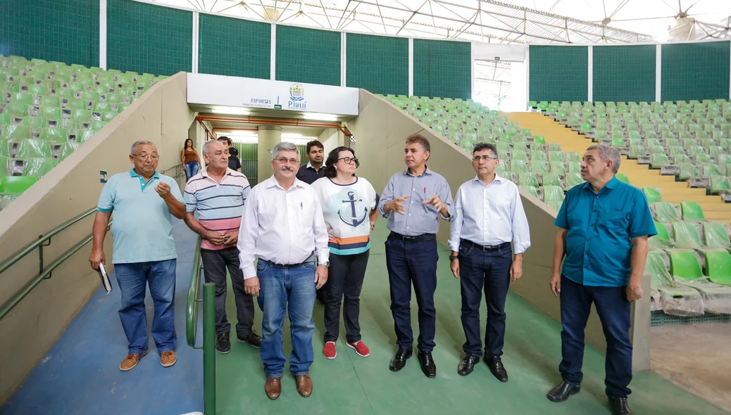Presidente da fundespi visita o verdão  