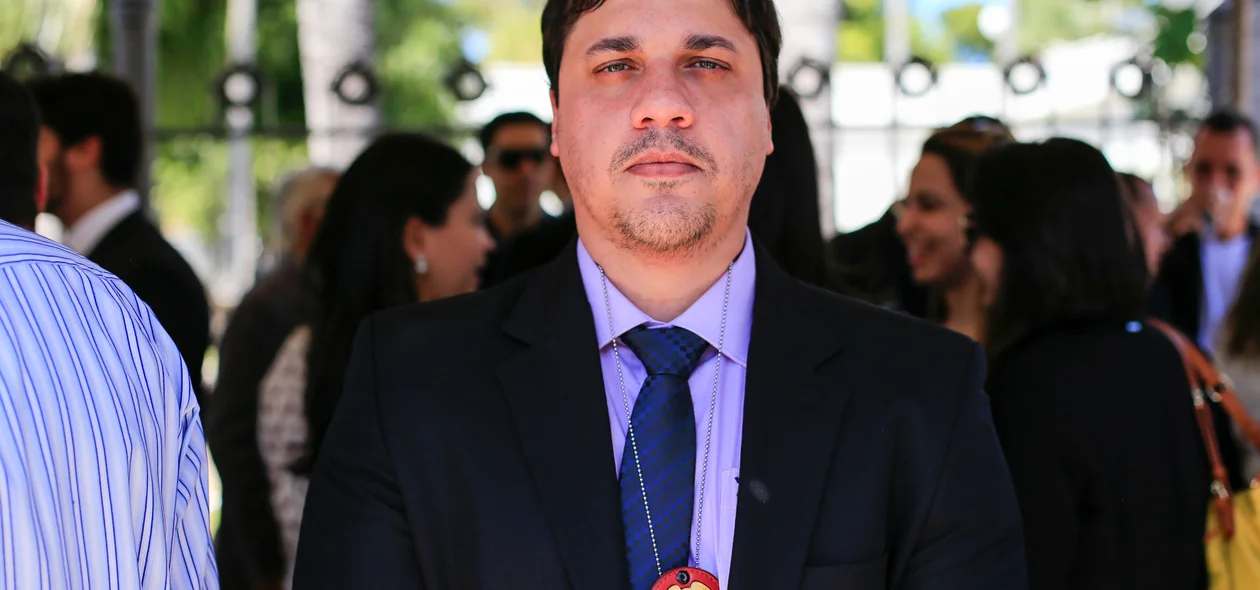 Delegado Thiago Damasceno 