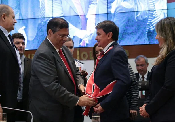 Flávio Dino em homenagem a Wellington