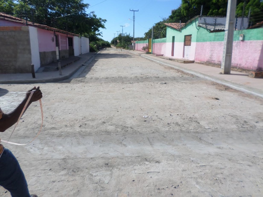 Seinfra conclui obras de calçamento na cidade de Parnaíba
