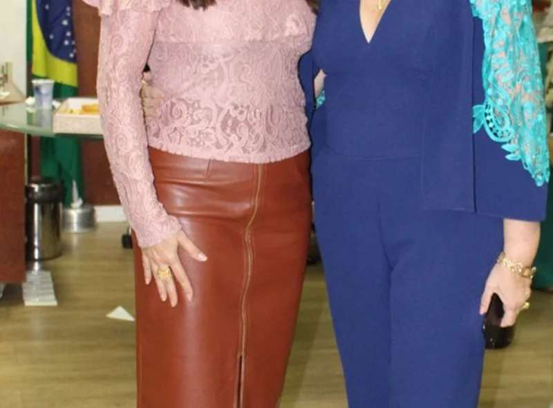 Juíza Lígia Sampaio com amiga