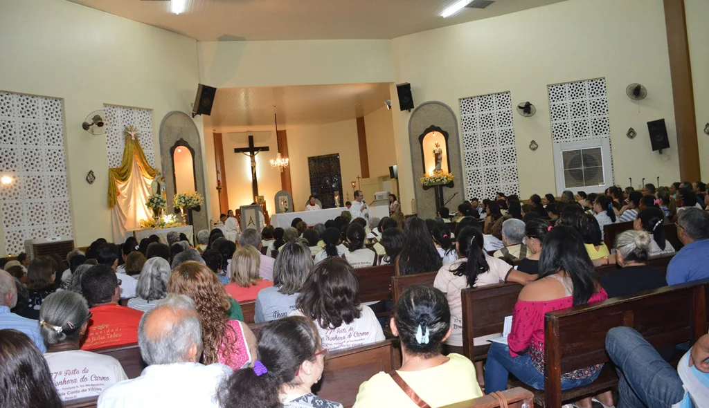 Festejo reúne expressivo número de devotos