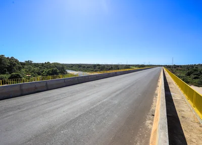 Ponte sobre o Rio Poti 