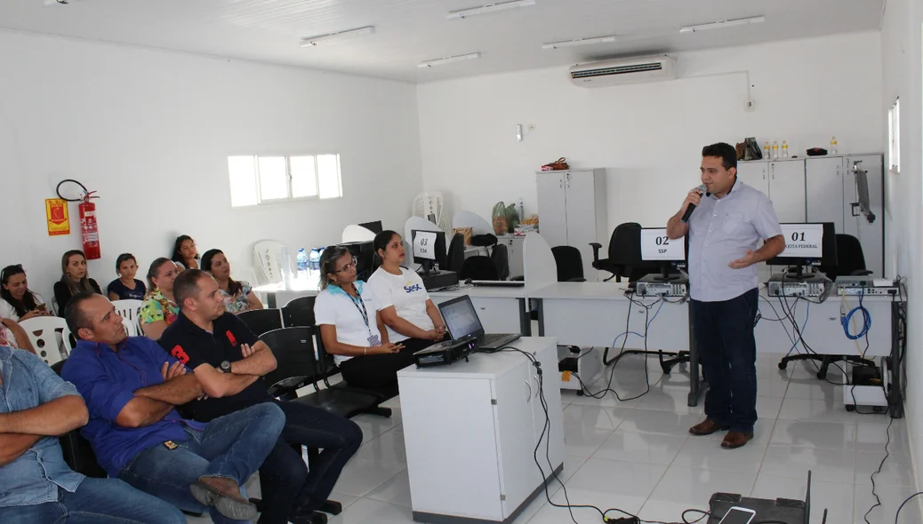 Palestra sobre o projeto