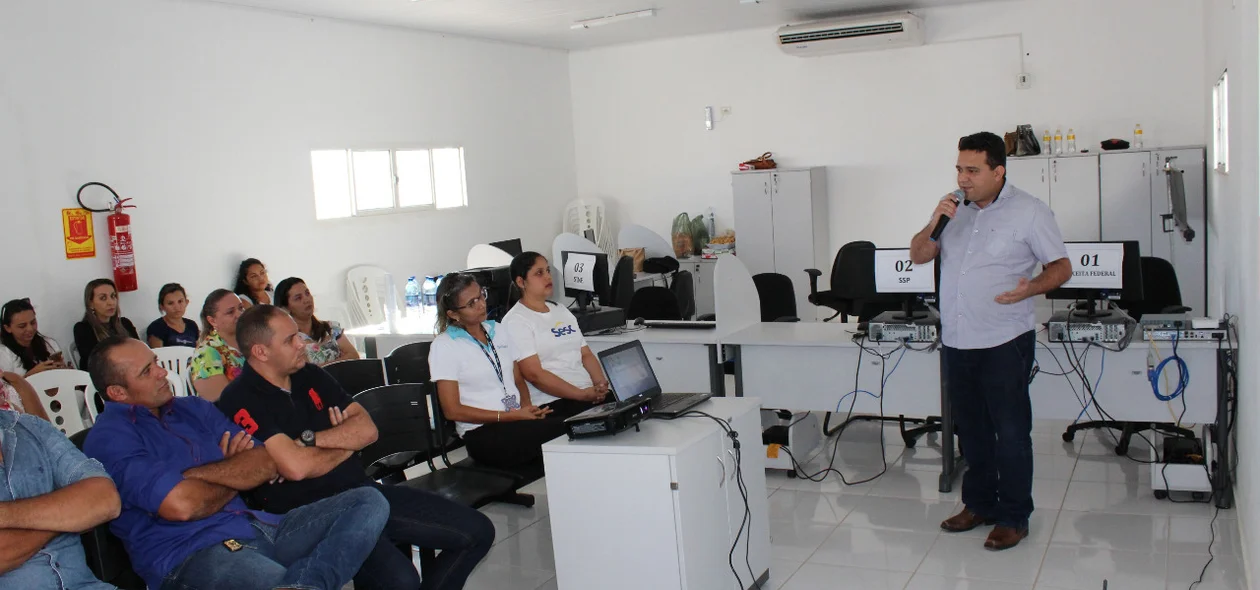 Palestra sobre o projeto