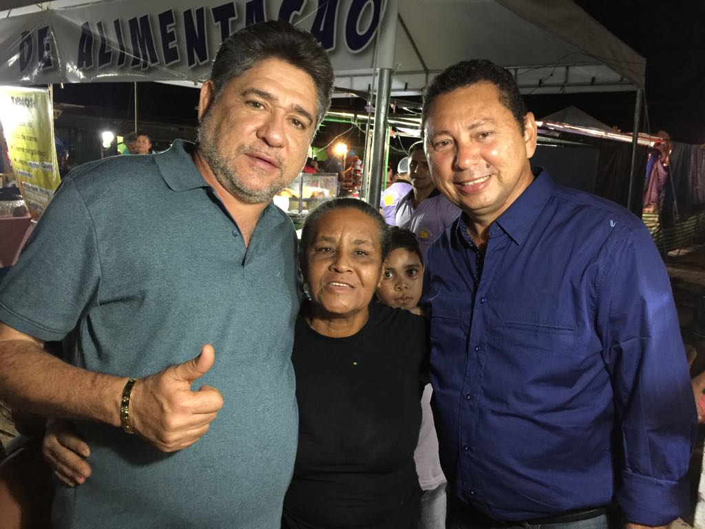 Deputado João Mádison visita festejos em Socorro do Piauí