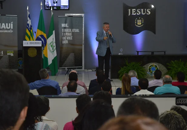 João Henrique em  Água Branca