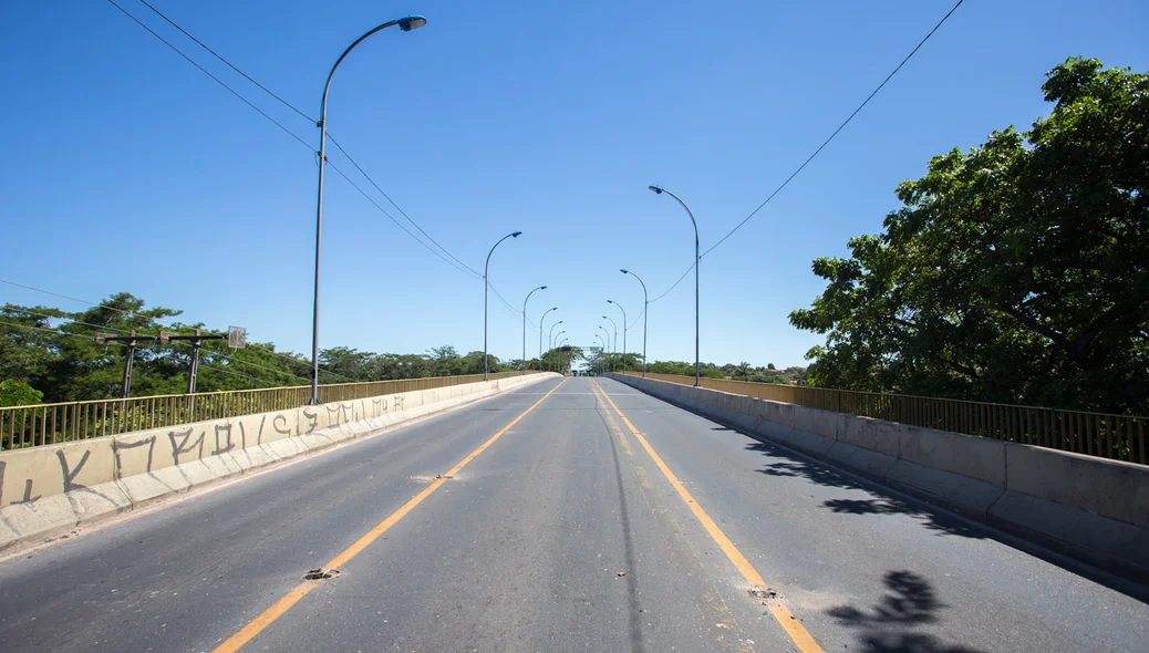 Ponte da primavera interditada