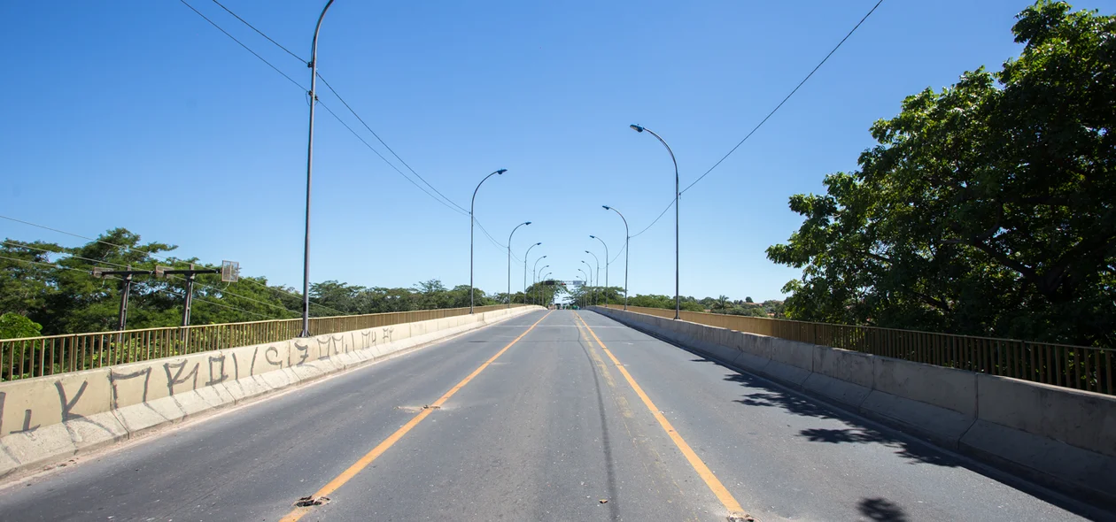 Ponte da primavera interditada