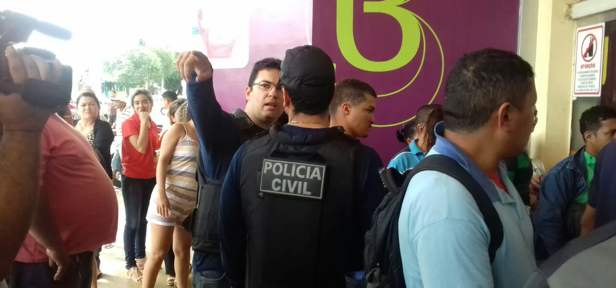Polícia Civil esteve no local