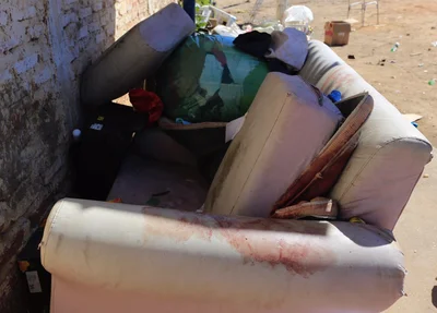 Marcas de sangue no local onde a vítima dormia