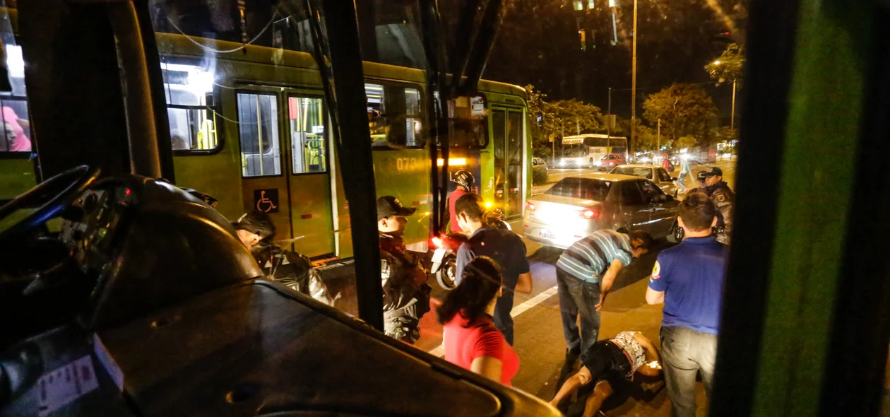 Ônibus atropelou senhora em avenida de Teresina 